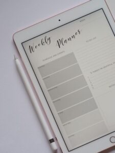 Simple Cleaning Schedule for the Whole Week